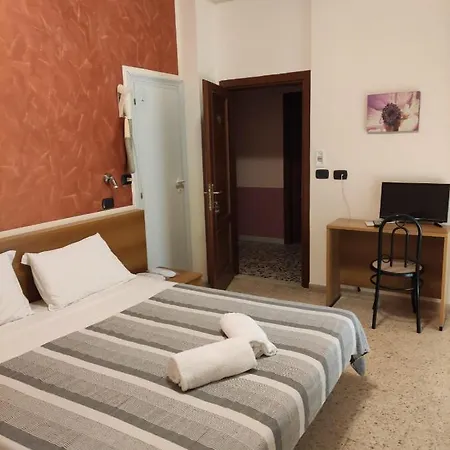 Szálloda Prestige Miramare Rimini